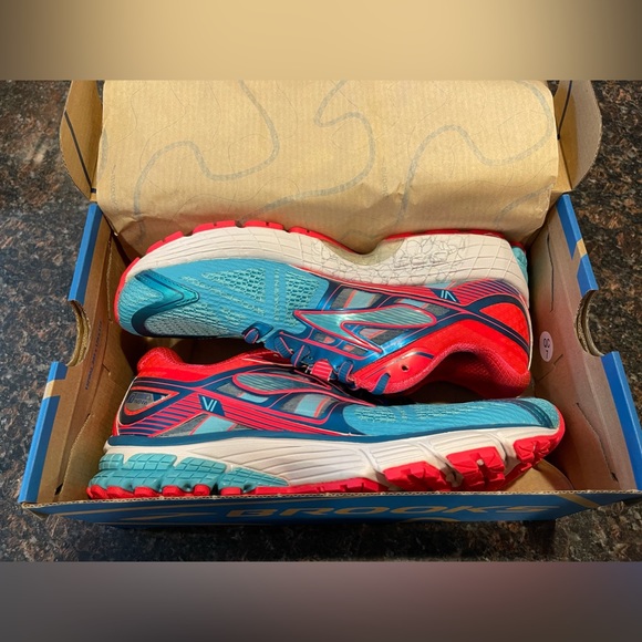 NWT Brooks Ravenna 6 Running Shoes - Size 9 - Capri/Celestial/Diva Pink - Picture 5 of 6
